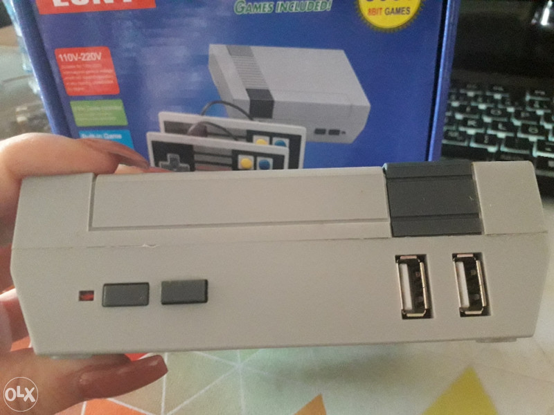 Retro nintendo konzola sa 2 džojstika 3000 igrica Konzole OLX ba