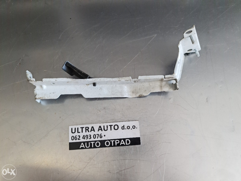 Audi A B Nosac Blatobrana Lijevi Original Nosa I Blatobrana Za