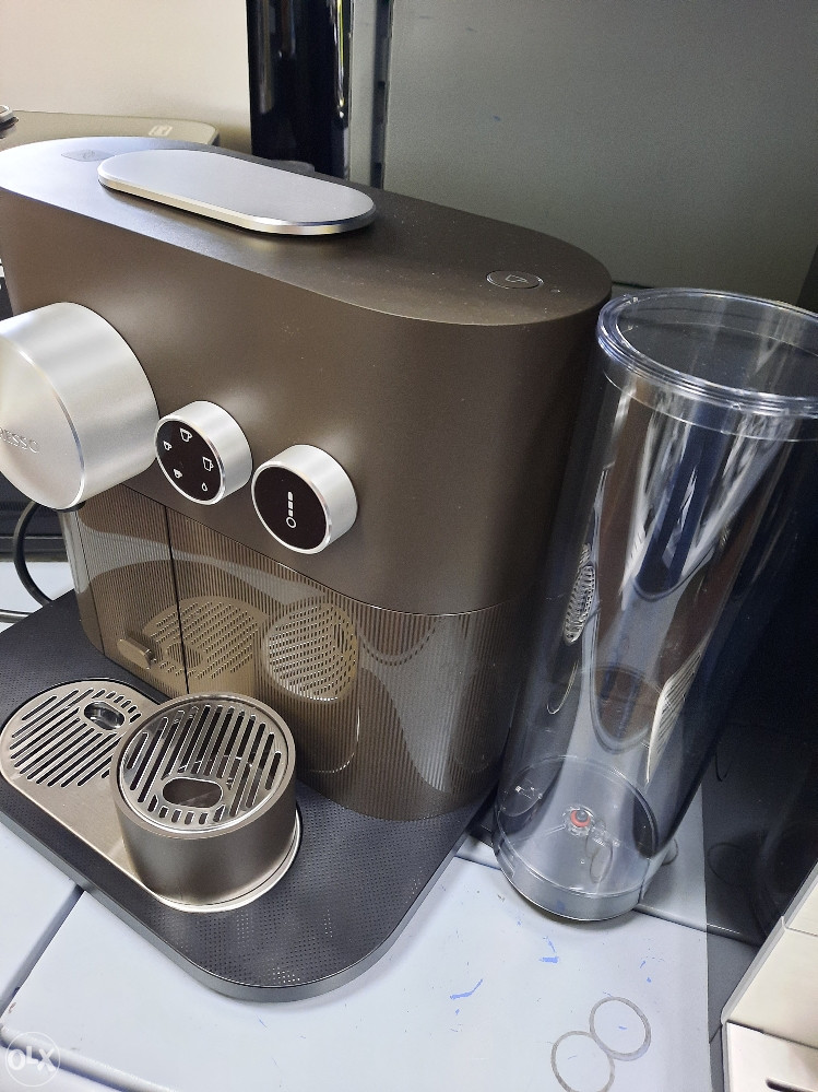 Aparat Za Kafu Delonghi Nespresso En Kafe Aparati Olx Ba