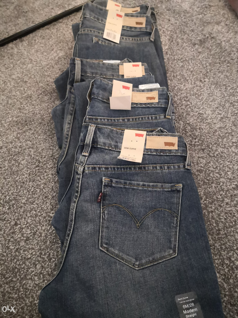 Levis Zenske Hlace Modern Rise Straight Jeans OLX Ba