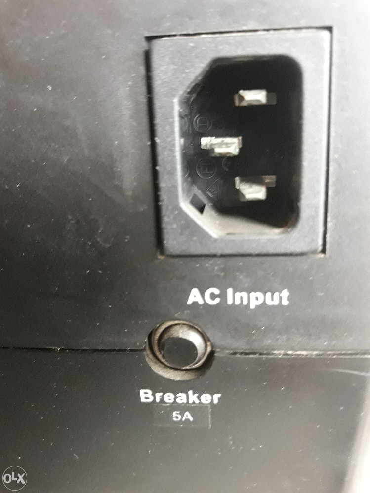 UPS 500VA