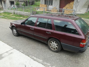 Mercedes 124 dijelov 2.3benzun plin limarija mehanika