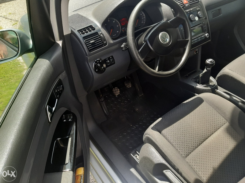 Touran 1.9 ,77kw