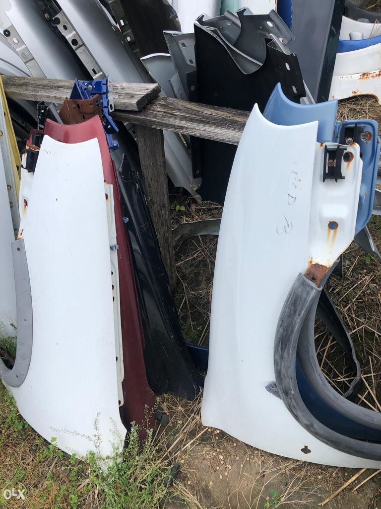 Corsa B 1998 DIJELOVI 1.2 b 1.7dizel korsa djelovi Automobili u