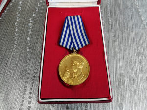 Medalja za hrabrost SFRJ