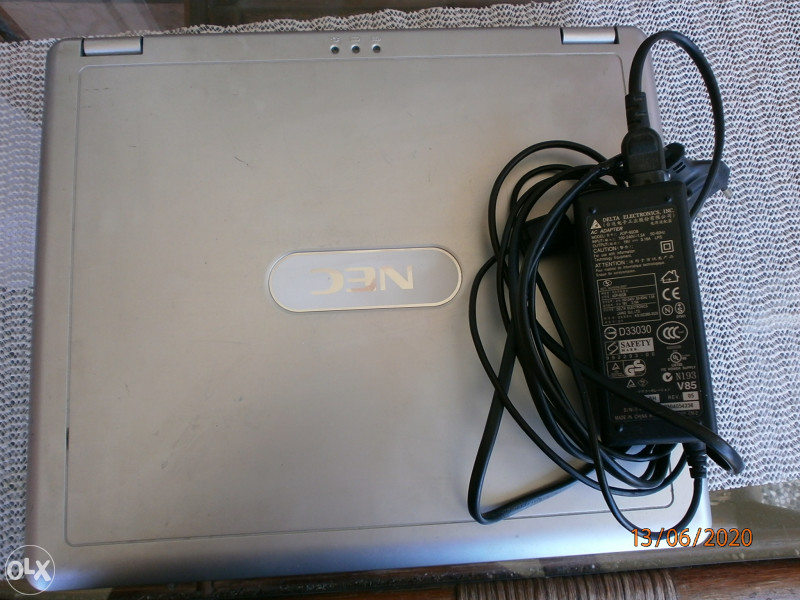 LAPTOP NEC VERSA F M500e