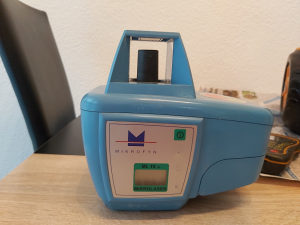 Laser nivelir