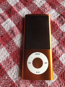 Apple Ipod Nano 5th Generation (mp3 player, 5 generacija)