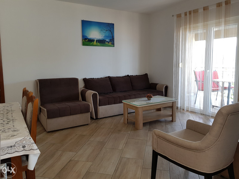 Novoopremljeni Apartmani OBAD uz more Neum