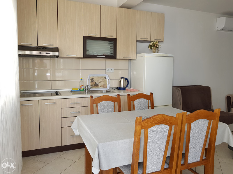 Novoopremljeni Apartmani OBAD uz more Neum