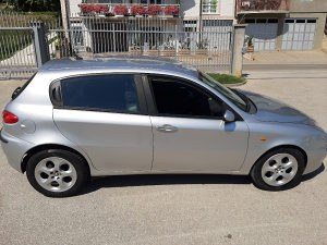 Alfa Romeo Alfa 147
