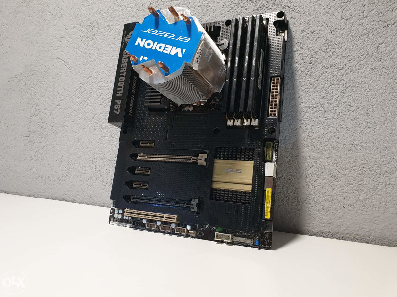 Intel upgrade l Asus P67 Sabertooth + i7 2600K + Cooler