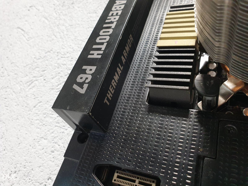 Intel upgrade l Asus P67 Sabertooth + i7 2600K + Cooler
