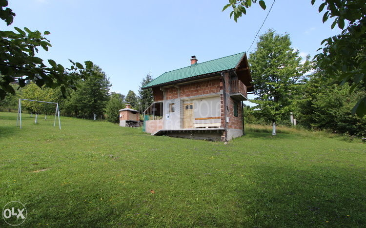 Zemljišna parcela sa manjim objektom, Nadosjek, Ilidža