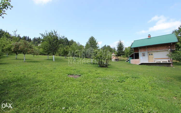 Zemljišna parcela sa manjim objektom, Nadosjek, Ilidža