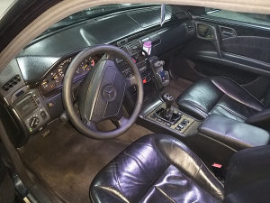 Mercedes E klasa 2.0 137 kw kompresor avantgard