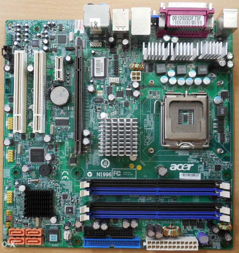 matična ploča Acer Aspire T671     HDMI