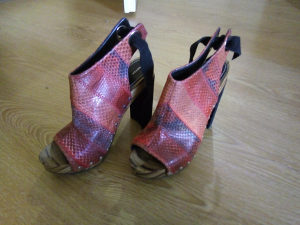 Ženske cipele Kozne štikle od zmijske kože  Italijanske
