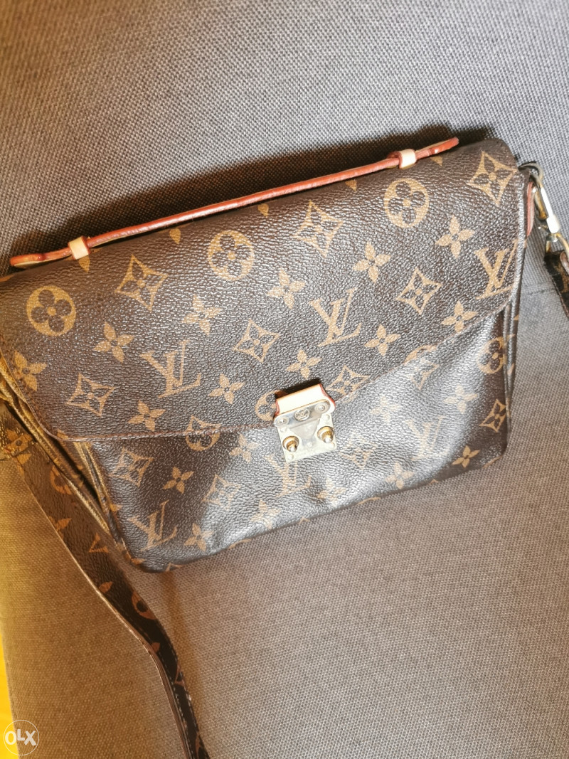 LV torba replika