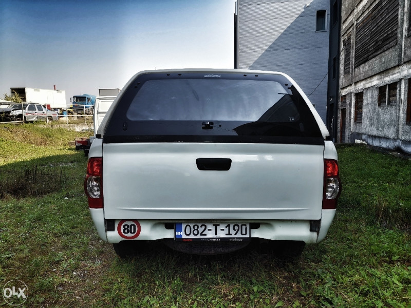 Isuzu D-Max 2.5 2010 god, pikap pick-up