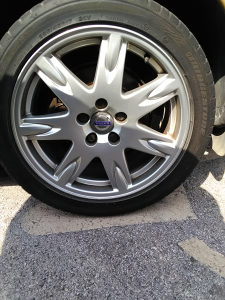 VOLVO ALU FELGE 17"
