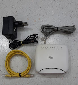ZTE WiFi router ZXHN H108L