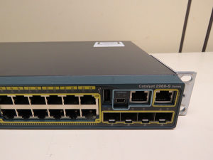 Cisco WS-C2960S-24TS-L  4 x SFP