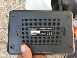 Digitus 8 port-gigabit ethernet black rapid 1000 switch