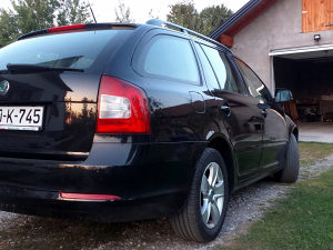 Škoda Octavia 1.6 77 kw dizel extra stanje 2011 g