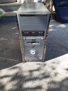 Kućište CPU, DVD rw, sa svim na slikama