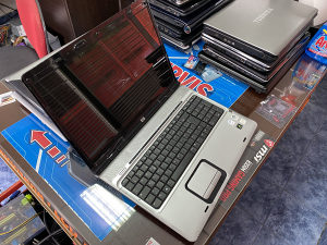 Laptop Hp 17 dv9000 Core 2 Duo 4Gb Ram HDD 320
