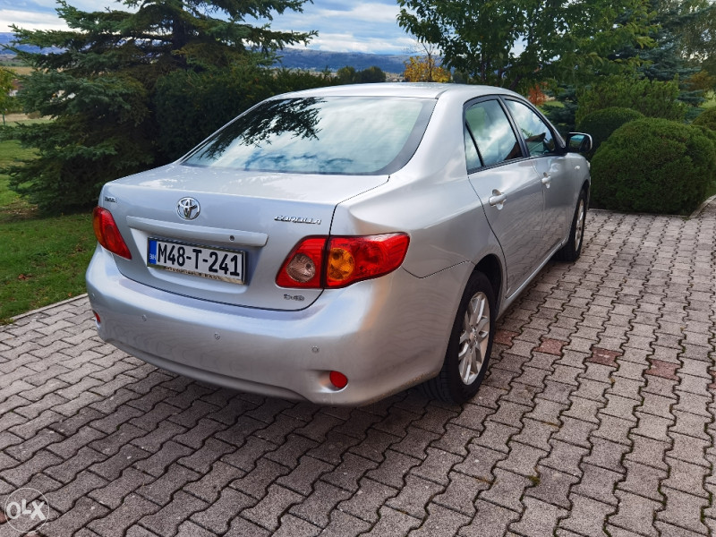 Toyota Corolla 1.4 D4D Automatik Registriran 1 Vlasnik