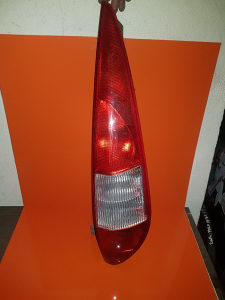 Stop svjetlo desno ford mondeo 2003 karavan EN