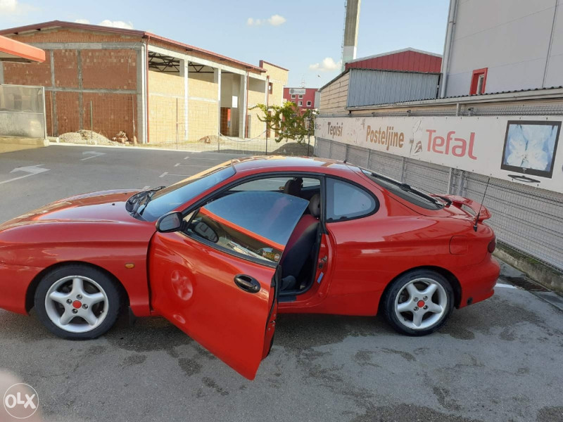 Hyundai Coupe