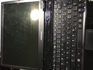 Samsung x360 u dijelovima laptop