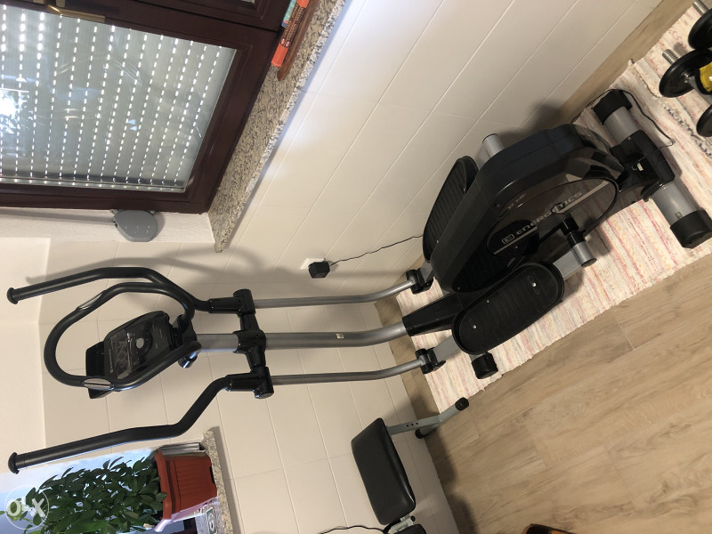 Orbitrek - eliptični trenažer/steper Energetics XT 740t
