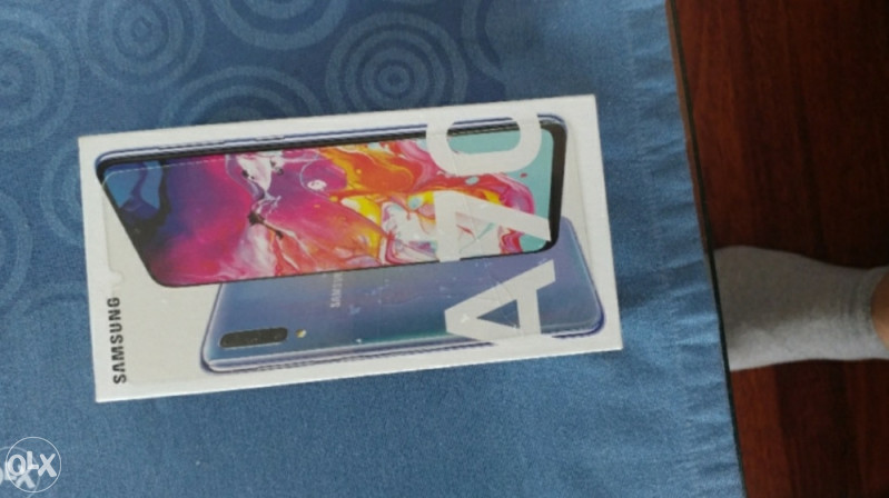 Samsung Galaxy a70 6/128 kao nov AKCIJA
