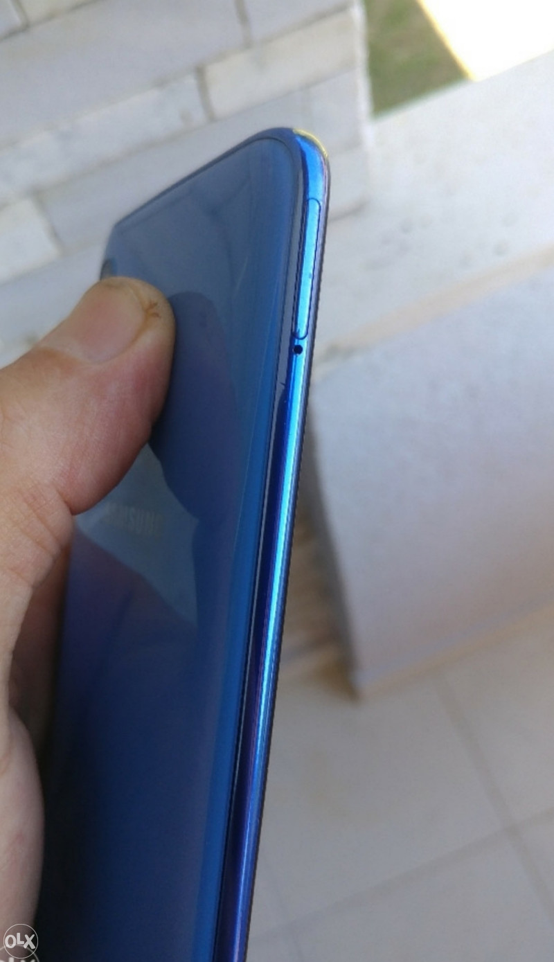 Samsung Galaxy a70 6/128 kao nov AKCIJA