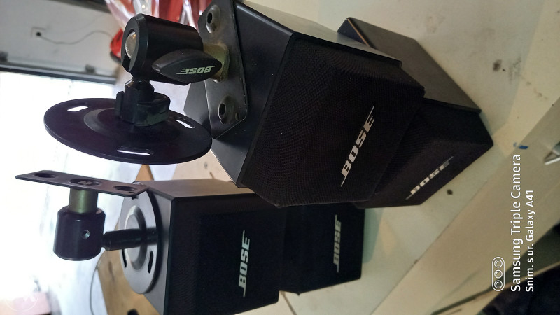Bose zvucnici sateliti cube ACOUSTIMASS AM5 