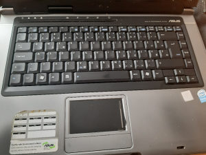 Laptop ASUS F5