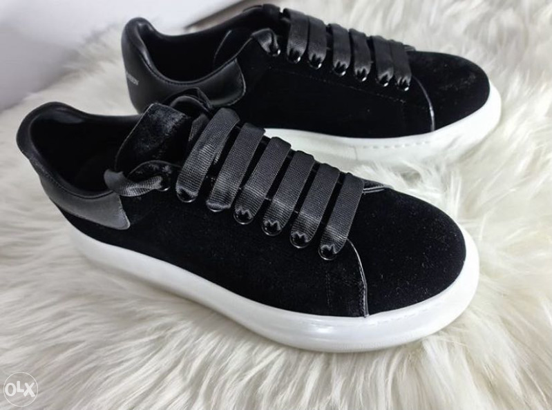 Patike Alexander McQueen plisane Tene/Patike za žene