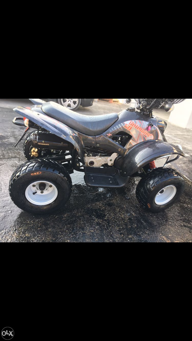 ATV Quad Explorer Defender 50+kaciga i box