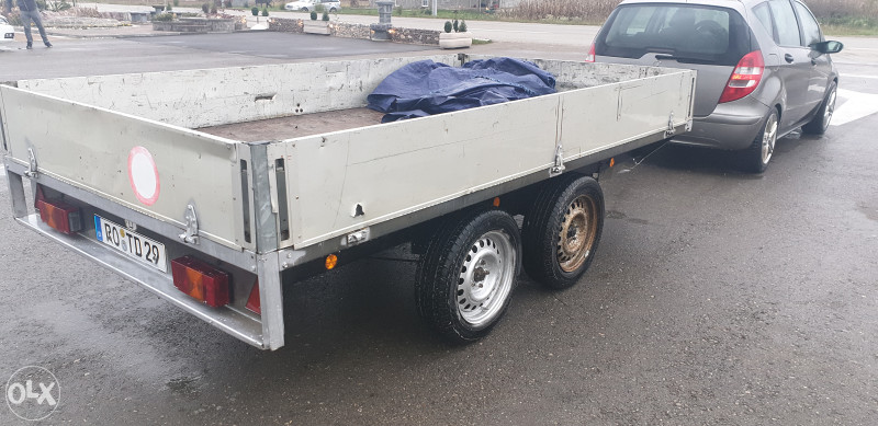 Auto prikolica 2 osovine 2t a do Subote
