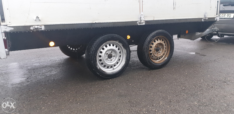 Auto prikolica 2 osovine 2t a do Subote