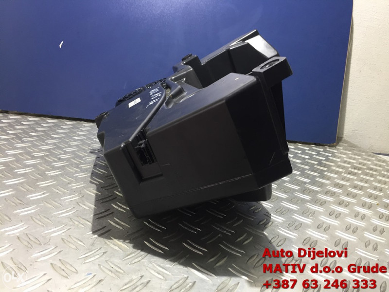Subwoofer Audi A5 Sportback 2014 8T8035382