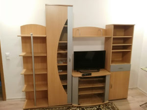 Regal za tv