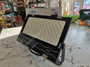 LED REFLEKTOR 100W ULTRA TANKI SMD