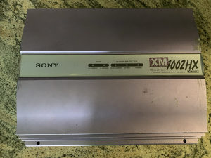 Sony XM-1002HX auto pojacalo