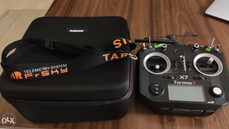 Taranis QX7 sa Crossfire Micro TX modulom plus baterija