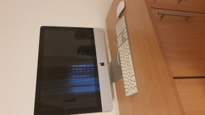 Apple iMac 21,5  Middle 2011/ i5 / 4GB RAM / 512MB